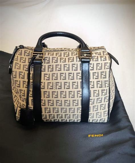 borsa fendi baguette usata|Borse Fendi Vintage di seconda mano .